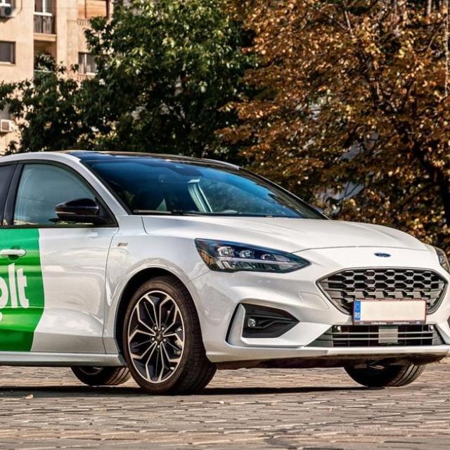 Bolt taxi. Bolt (компания). Эстонское такси Bolt. Uber Bolt.