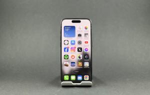 iPhone 16 Pro și Pro Max vor avea un ecran aproape fără margini