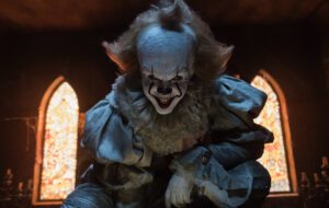 Bill Skarsgård se întoarce în rolul lui Pennywise, într-un serial prequel pe Max