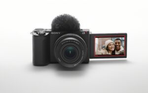 Sony lansează ZV-E10 II, o nouă cameră de vlogging îmbunătățită pentru creatori la început de drum